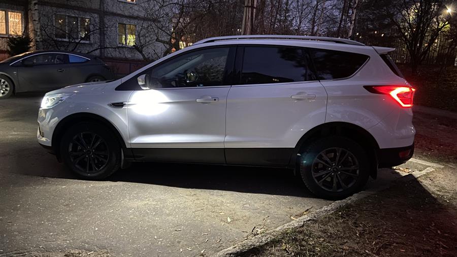          Ford Kuga