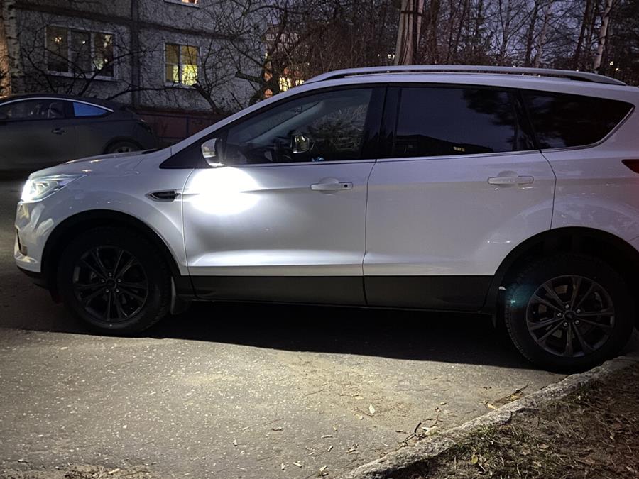      Ford Kuga