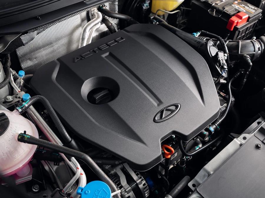   Omoda C5 :  1,5  1,6